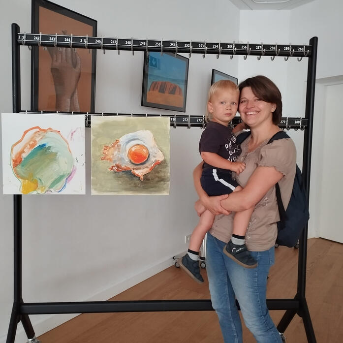 jem oczami i połykam wzrokiem