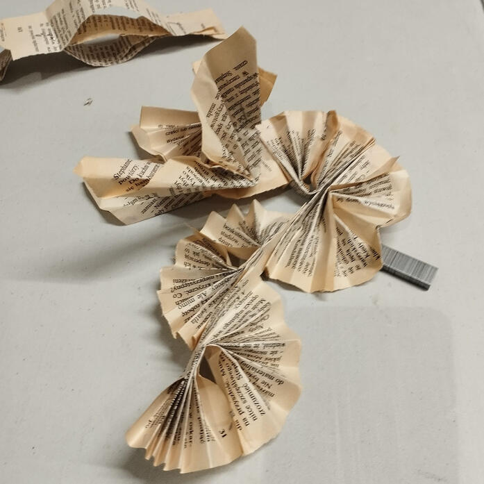 Warsztaty ze sztuki konceptualnej inspirowane wystawą Jagody Krajewskiej "Ruchome strony"